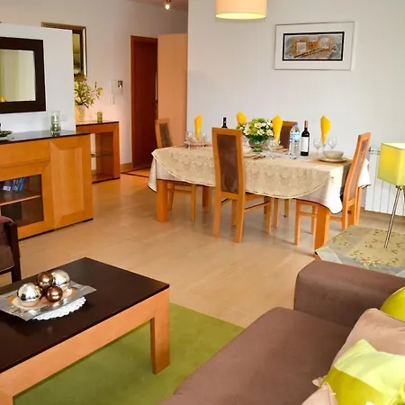 Parasol - With Pool, Wi-fi, Near *